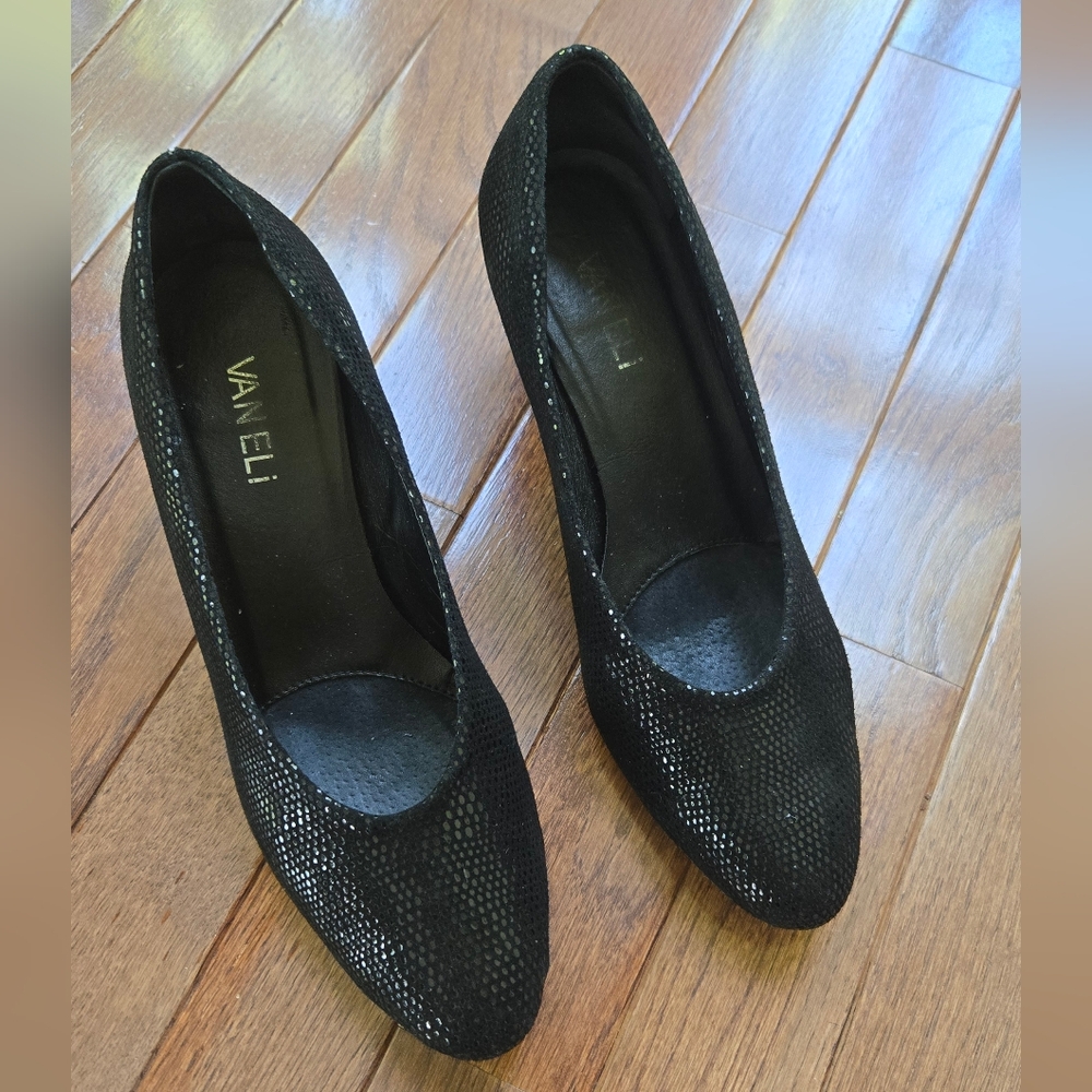 VANELi Shoes
